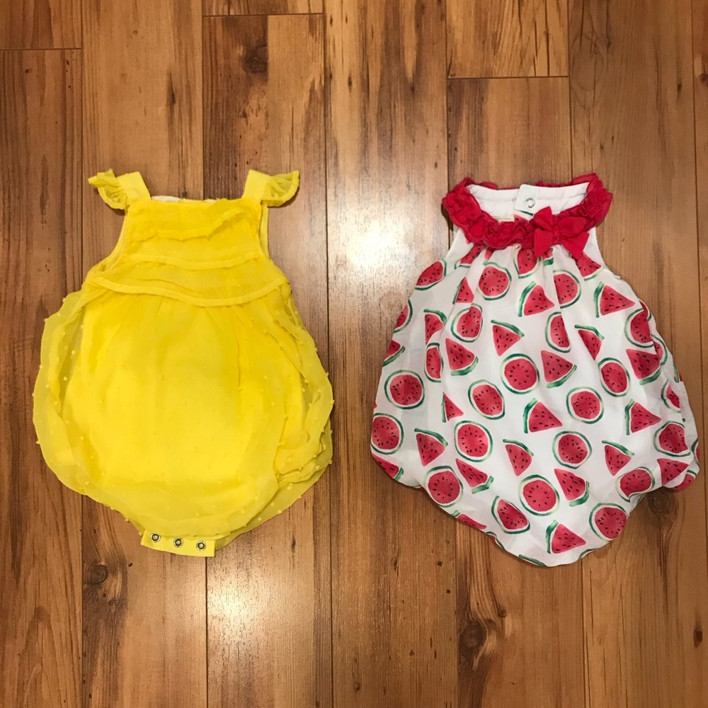 Bundle of two 0-3 bubble rompers